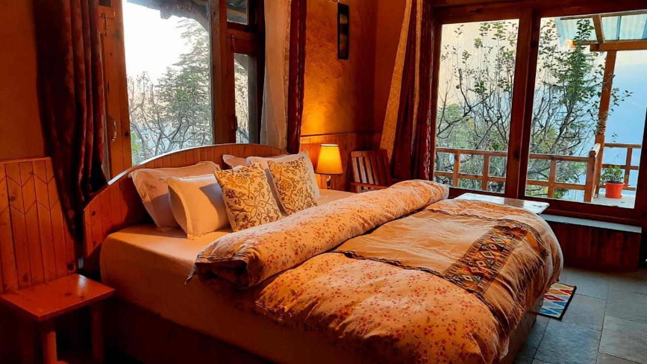 Ishan Log Huts-A Boutique Home Stay Banjār Kültér fotó