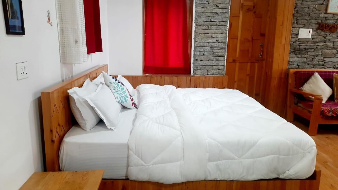 Ishan Log Huts-A Boutique Home Stay Banjār Kültér fotó