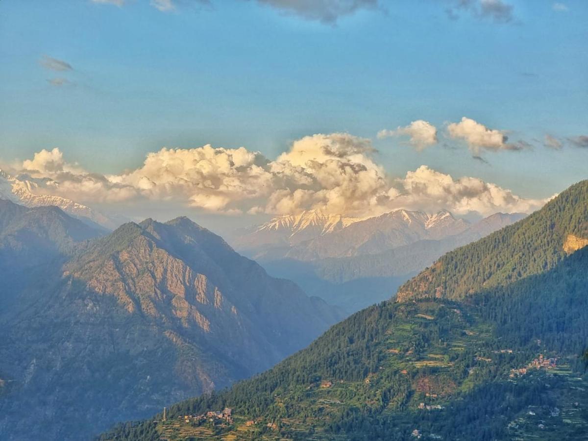 Ishan Log Huts-A Boutique Home Stay Banjār Kültér fotó