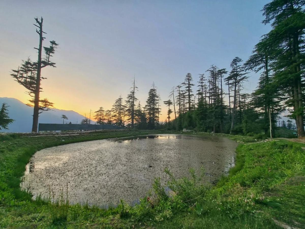 Ishan Log Huts-A Boutique Home Stay Banjār Kültér fotó