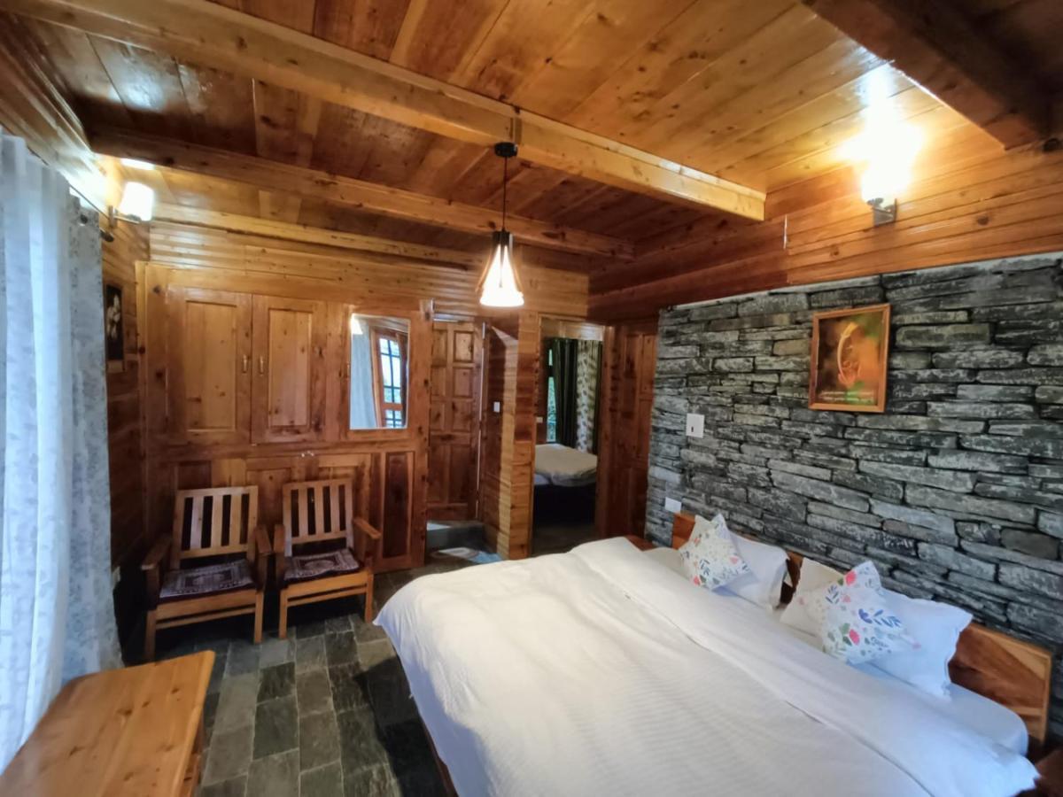 Ishan Log Huts-A Boutique Home Stay Banjār Kültér fotó