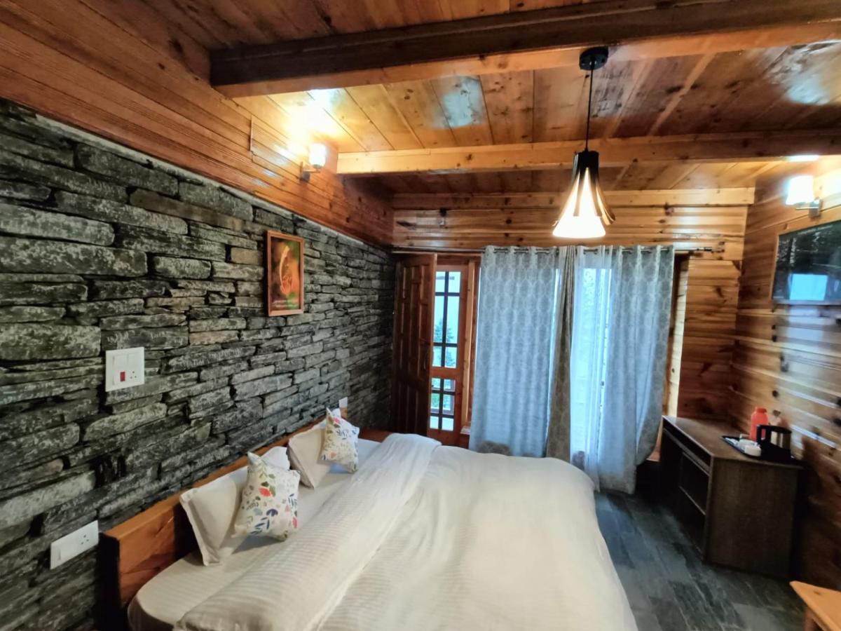 Ishan Log Huts-A Boutique Home Stay Banjār Kültér fotó