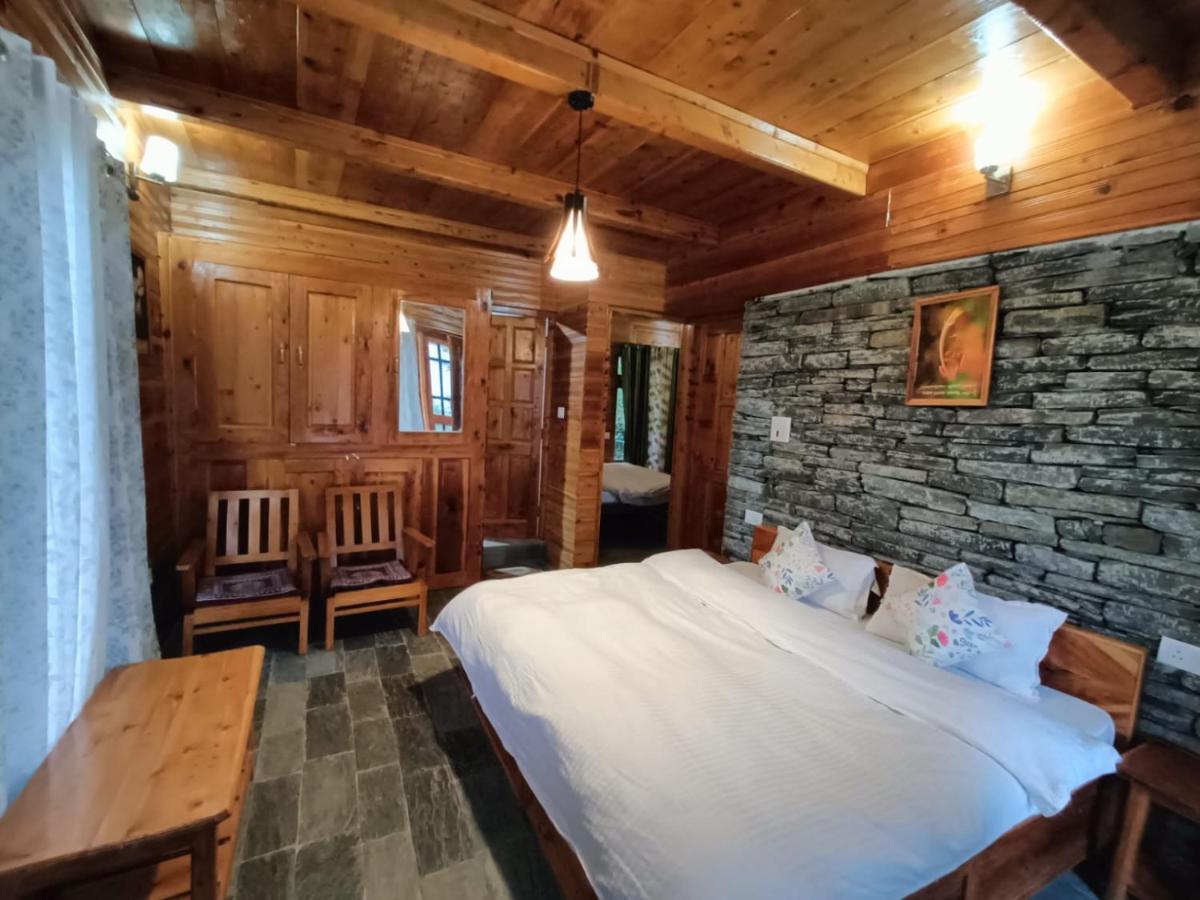 Ishan Log Huts-A Boutique Home Stay Banjār Kültér fotó